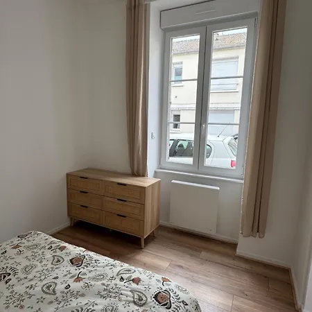 Apartment Cosy Et Accessible - Neuf En Centre-ville Mayenne